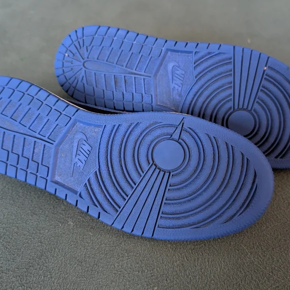 Nike Air Jordan 1 Retro Low OG BG "Royal" Size 5Y - Picture 8 of 8